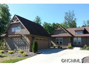 21 Foxtail Court