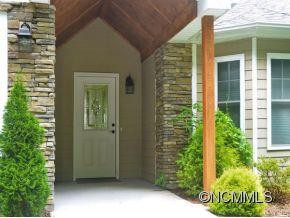 16 Jennlyn Drive - Photo 2