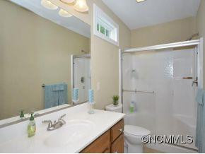 16 Jennlyn Drive - Photo 10