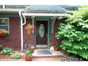 53 Saint Dunstans Road - Photo 2