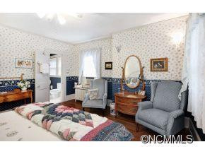 53 Saint Dunstans Road - Photo 13