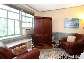 53 Saint Dunstans Road - Photo 17