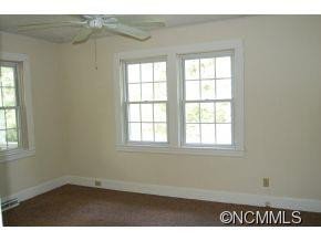 33 Edwards Street - Photo 5