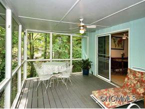 186 BEVERLY RD - Photo 6