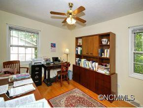 186 BEVERLY RD - Photo 10