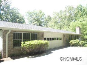 219 CLAREMONT - Photo 2