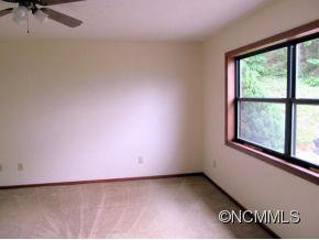 150 Derby Lane - Photo 8
