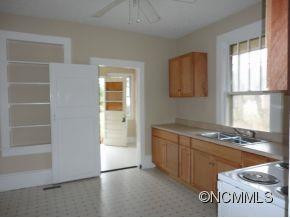 58 CLOVERDALE DR - Photo 6