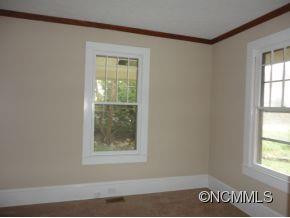 58 CLOVERDALE DR - Photo 8