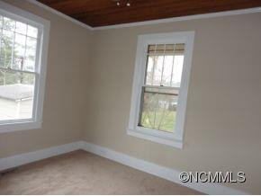 58 CLOVERDALE DR - Photo 10
