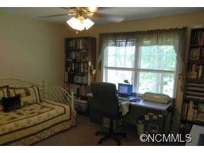 400 Honey Locust Trail - Photo 18