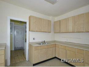 131 BROAD STREET - Photo 4