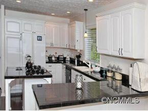 7 ANNIE LANE - Photo 9