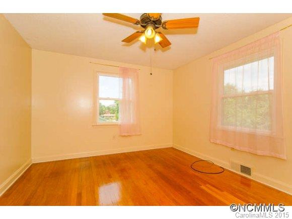 14 Swindale Street - Photo 16