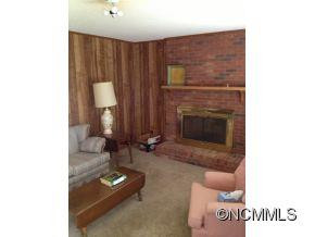 841 Bee Tree Road - Photo 2
