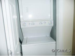 94 Rotunda Circle - Photo 16