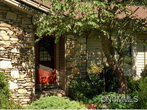 32 AMBER DRIVE - Photo 14