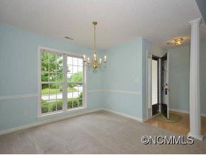 268 STONEHOLLOW ROAD - Photo 2