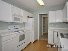 268 STONEHOLLOW ROAD - Photo 4