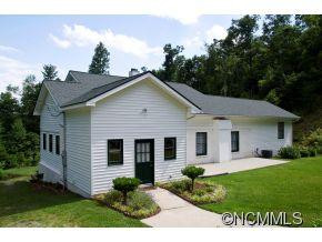 215 Chestnut Hill Road - Photo 2