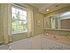 215 Chestnut Hill Road - Photo 12