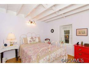 11 Waverly Court - Photo 15
