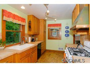 11 Waverly Court - Photo 10