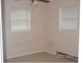 445 Zeb Alley - Photo 8