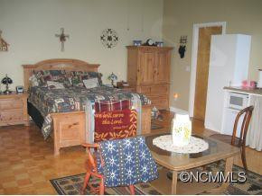 681 River Point Road - Photo 13