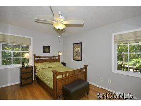 3 Hawthorne Dr - Photo 10