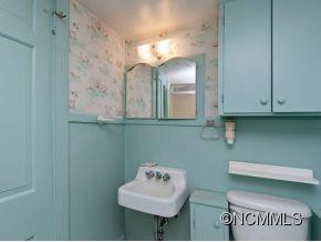 127 Johnson Street - Photo 11