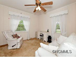 127 Johnson Street - Photo 7