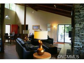 100 Diva Lane - Photo 2