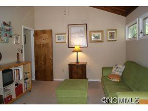 100 Diva Lane - Photo 11