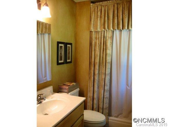 35 Tanglewood Drive - Photo 12
