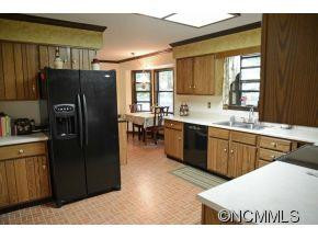 35 Sunnycrest Drive - Photo 12