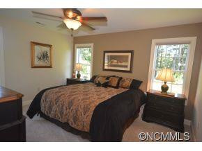 116 Woods Edge Road - Photo 11
