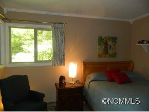16 Edelweiss Drive - Photo 5