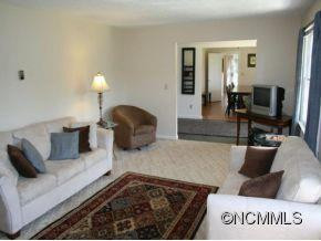 900 REEMS CREEK ROAD - Photo 6