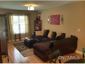 11 Forest Lake Drive - Photo 4