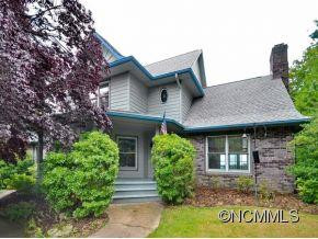 911 SUNLIGHT RIDGE DRIVE