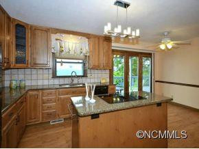 911 SUNLIGHT RIDGE DRIVE - Photo 6