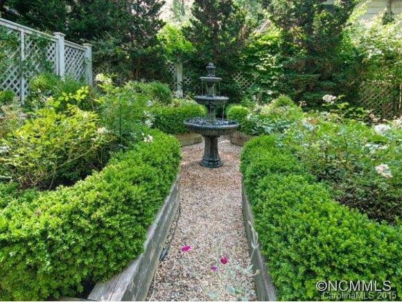 46 & 48 CUMBERLAND CIRCLE - Photo 24