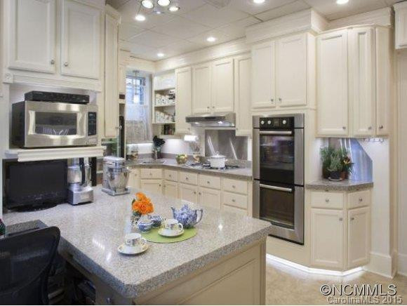 46 & 48 CUMBERLAND CIRCLE - Photo 6