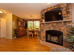 7 Spring St - Photo 6