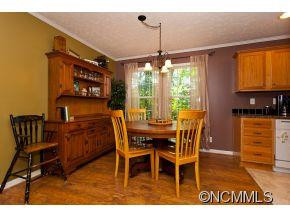 7 Spring St - Photo 8