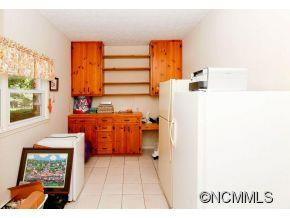 318 Crestview - Photo 12