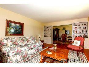 318 Crestview - Photo 6