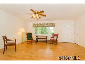 2390 Old Mars Hill Highway - Photo 4
