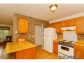 2390 Old Mars Hill Highway - Photo 6